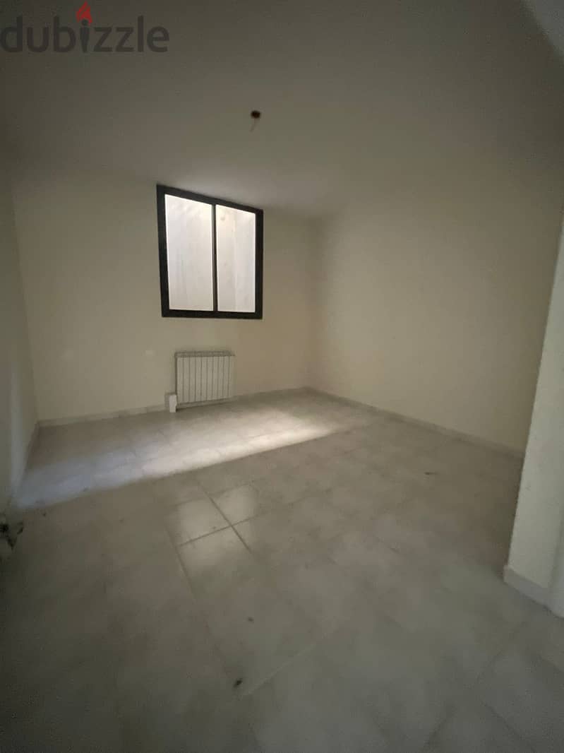 BROUMANA MOUNIR STREET (300Sq) with Terrace , (BR-273) 4