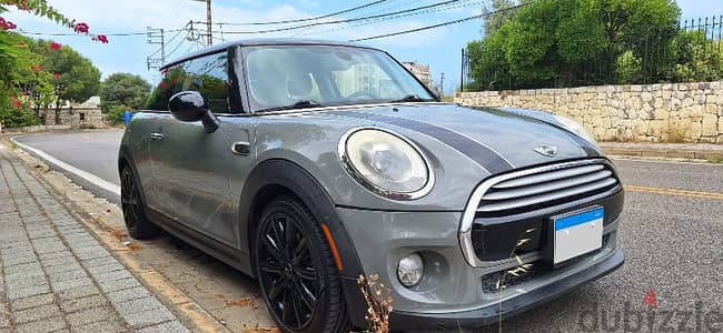 MINI Cooper 2014 . Moonwalk Grey . Manual Gearbox