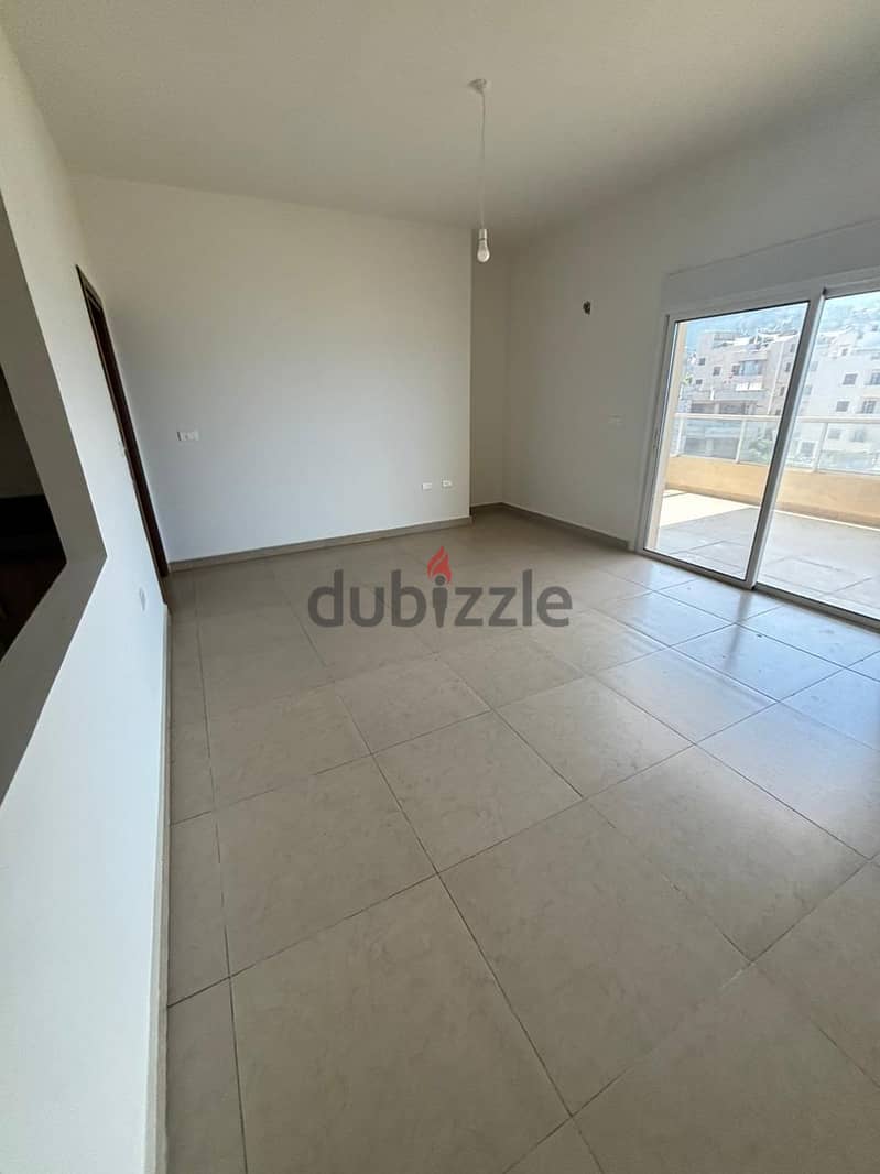 Nahr Ibrahim | Brand New 125m² + 50m² Garden | Underground Parking 4