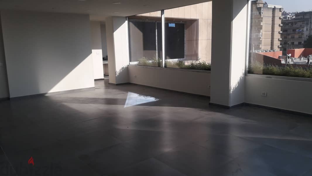 Well Sized Office For Rent In Antelias 0