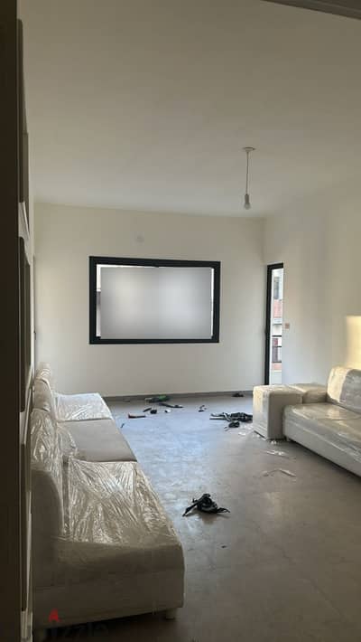 FULLY RENOVATED APARTMENT IN AIN EL REMMENEH PRIME (200Sq) , (AR-144)