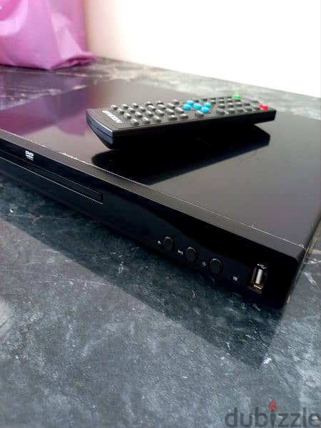 Dvd Box مميز مع USB و HDMI جديد بالنيلون غير مستعمل 3