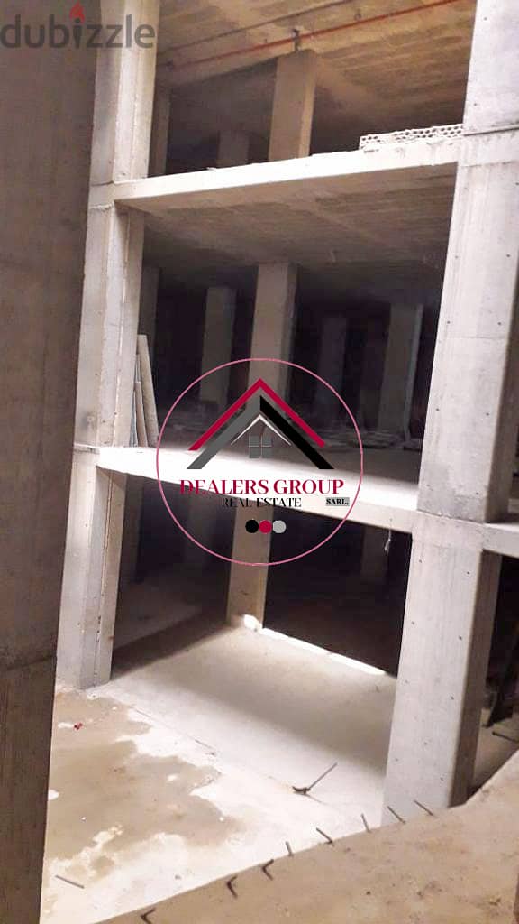 Mall / Warehouse for sale in Tallet el Khayat 7