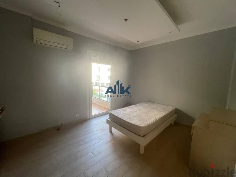 SPACIOUS 225 Sq. FOR SALE In TILAL AIN SAADE! 4