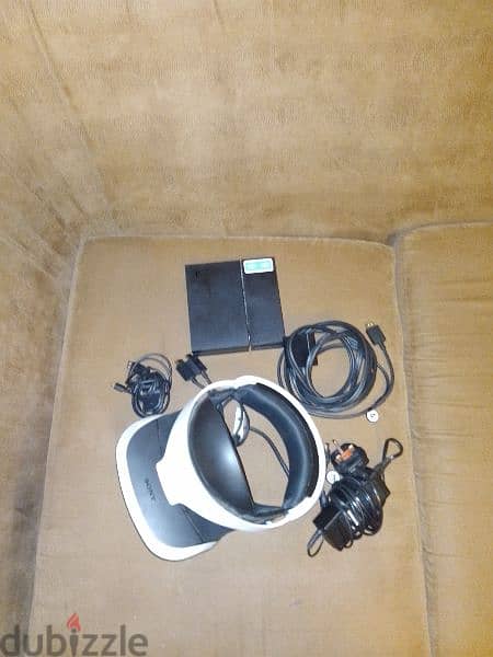 Used PS4 VR with no VR controllers 4