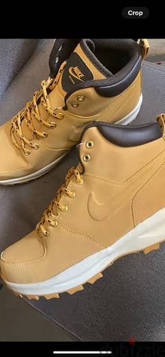 Nike shoes manoa from finish line OG - rare finds