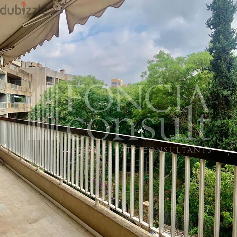 Apt for Sale – Achrafieh - Attractive Price!شقة للبيع - بسعر جذاب 4