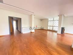 Beautiful sunny large apart in Badaro traditional bld 0