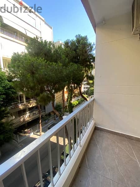 Beautiful sunny large apart in Badaro traditional bld 2