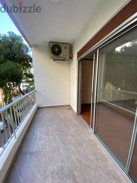 Beautiful sunny large apart in Badaro traditional bld 10