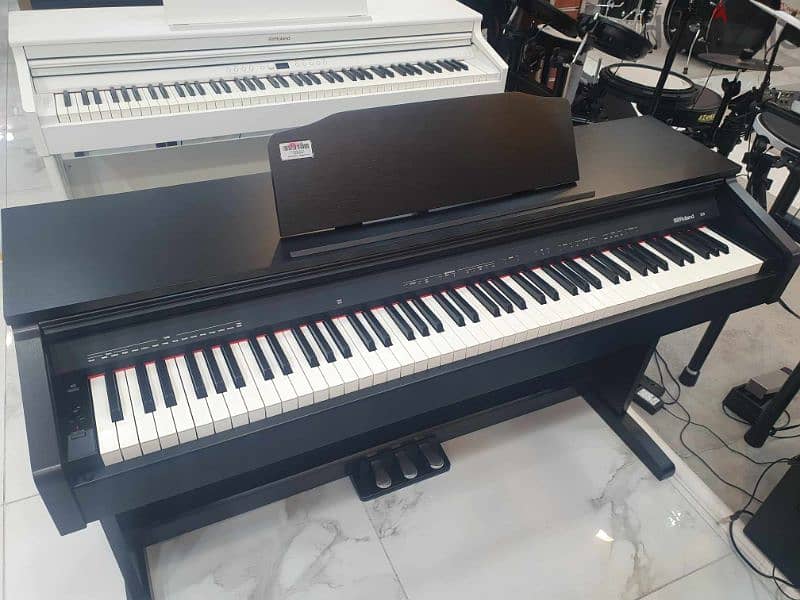 roland rp30 digital (electric piano) 2