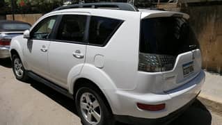 Mitsubishi Outlander 2011