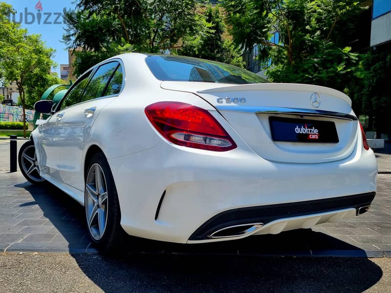 2015 Mercedes-Benz C300 6