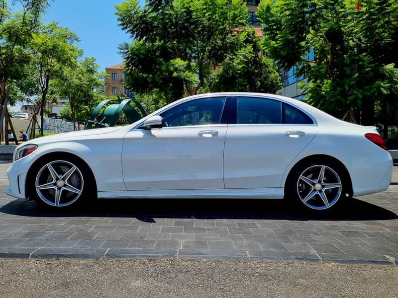 2015 Mercedes-Benz C300 7