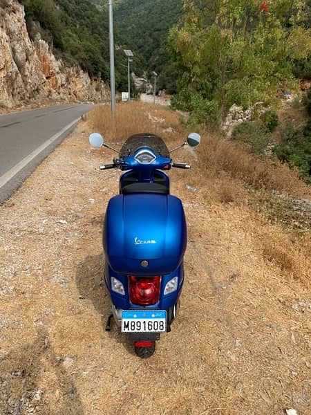 Vespa 300 GTS super 2022 6