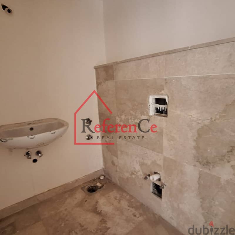 Apartment w/terrace & view in nabay. شقة مع تراس وإطلالة في ناباي 7