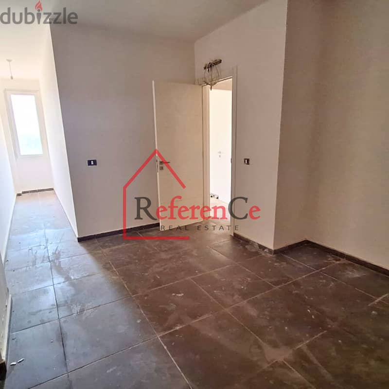 Apartment w/terrace & view in nabay. شقة مع تراس وإطلالة في ناباي 10