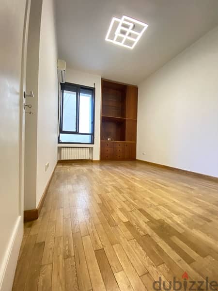 Very Spacious Apartment for rent in a prime location in Achrafieh. 16