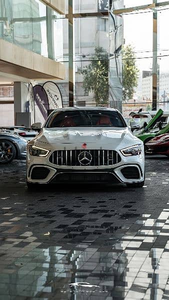 2019 Mercedes AMG Gt63 4door 8