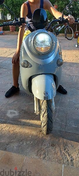 Electric bike 2000 watt like new  very good batteries