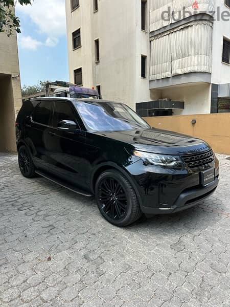 Land Rover Discovery HSE Luxury 2017 black on black (clean carfax) 2