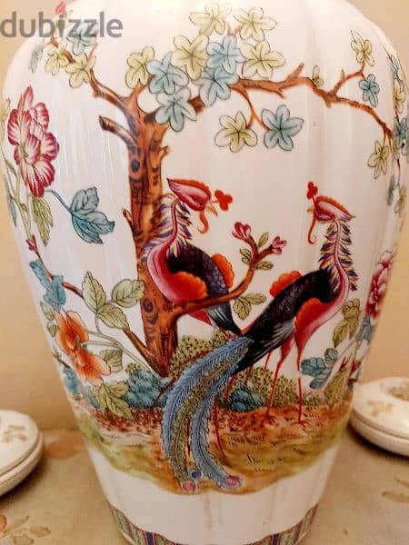 Vintage Porcelain Vase فاز قديم عريق 6