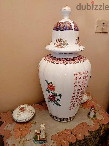 Vintage Porcelain Vase فاز قديم عريق 9