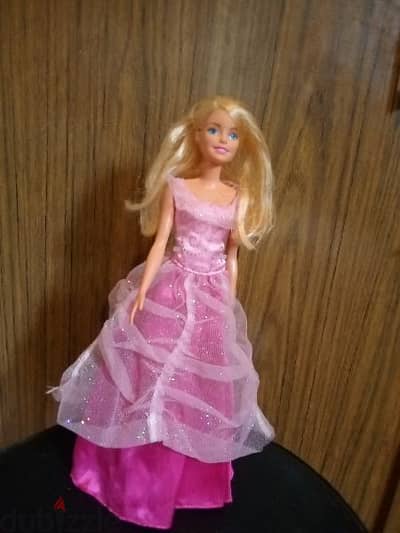 Barbie Mattel Great doll year 2017 in long beautiful dress=17$