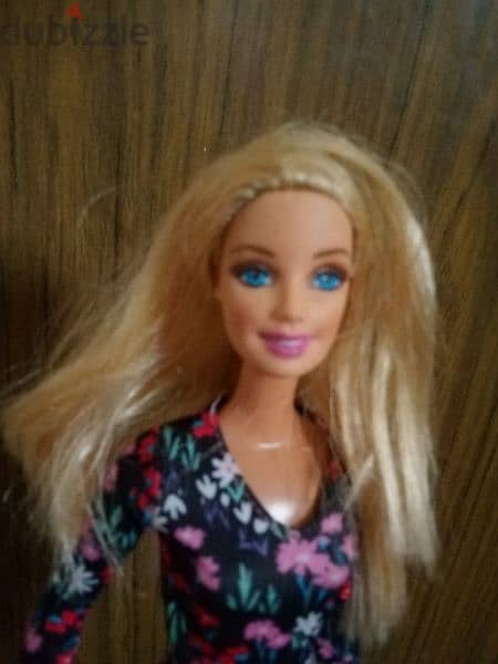 BARBIE Mattel as new doll 2011 bending legs=16$ 3