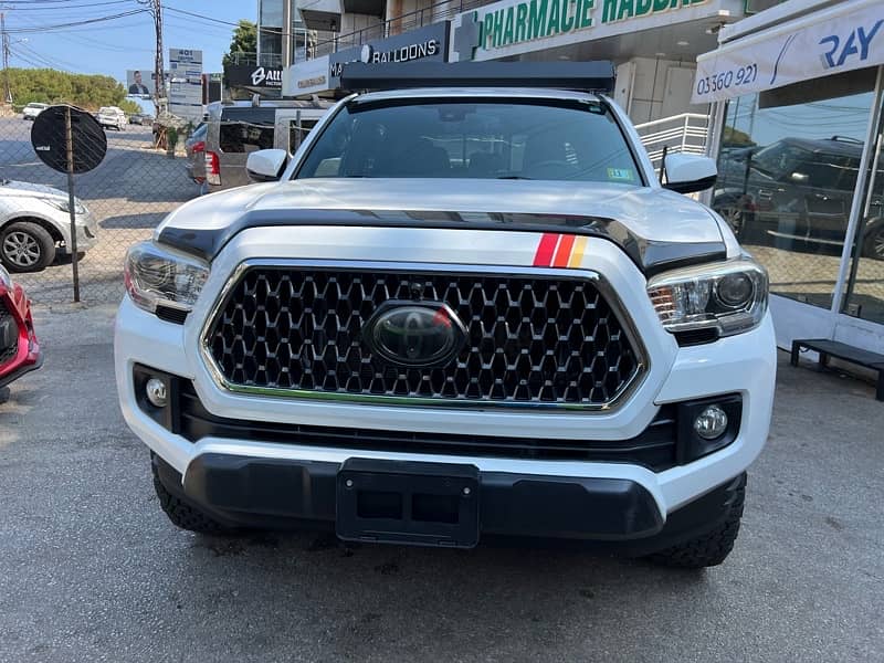 Toyota Tacoma 2018 1