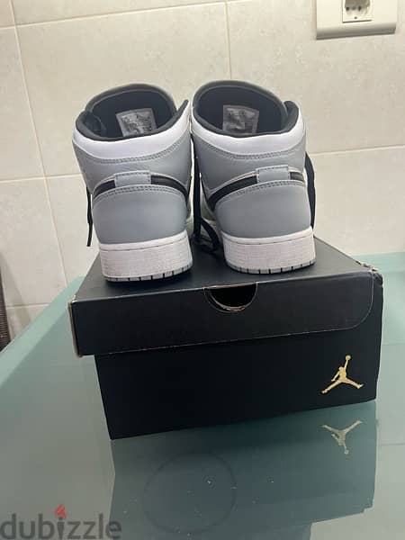 Jordan 1 Mid GS (grey smoke) 2