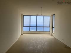 Beautiful Apartment with Sea View for Sale in Halat