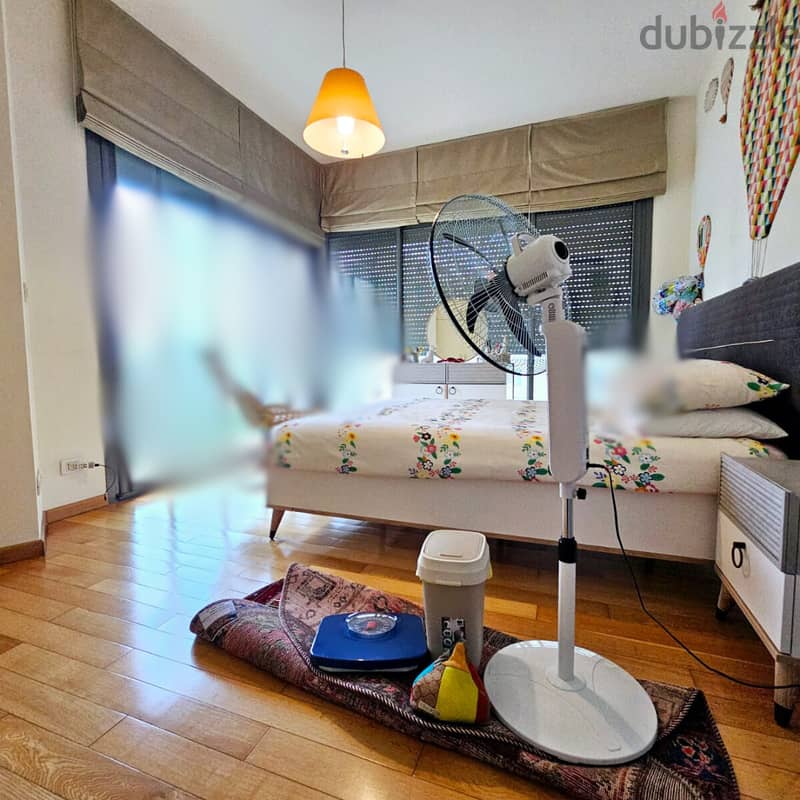 RA24-3510 Spacious UNFURNISHED Apartment 300m² for Rent in Ras Beirut 3