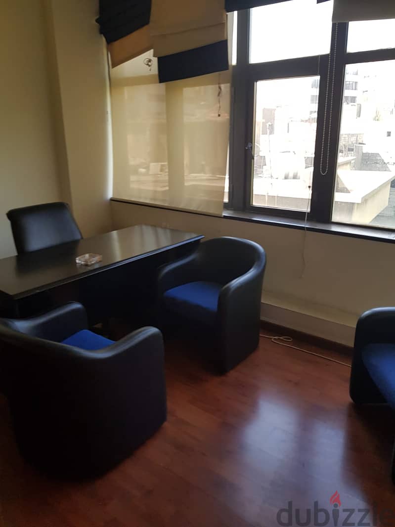 Office for rent in Antelias - مكتب للإيجار في انطلياس 2