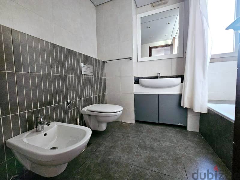 RA24-3529 Spacious Apartment 315m² is now for rent in Verdun 8