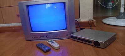 Toshiba TV with DIGISAT resiver remote control included