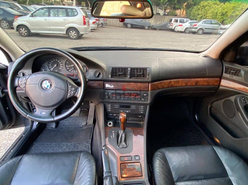 BMW 5-Series 2000 7