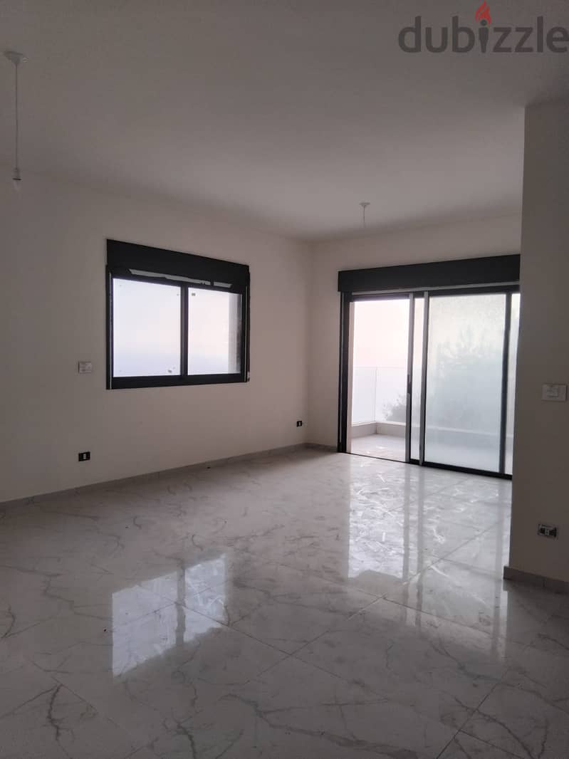 Apartment for sale in Blat شقة للبيع ب بلاط 0