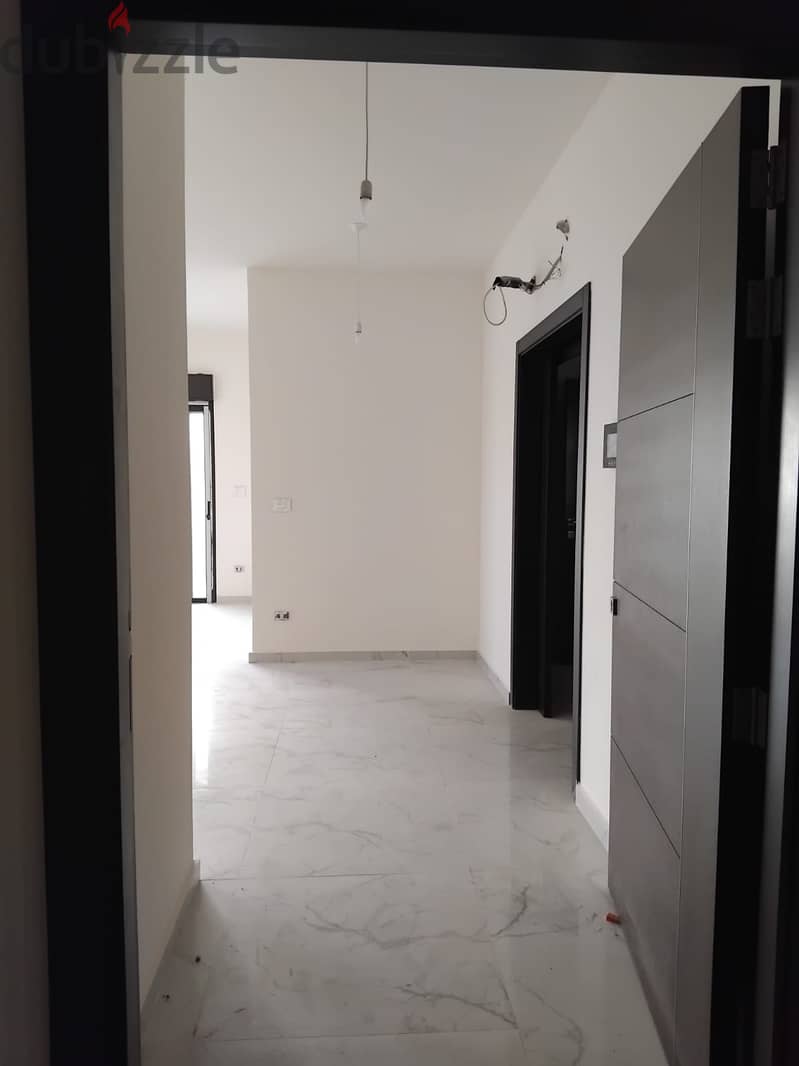 Apartment for sale in Blat شقة للبيع ب بلاط 2