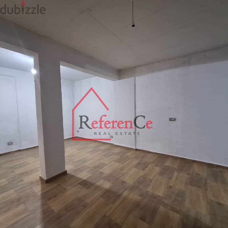 Deluxe villa for rent in Awkar. فيلا ديلوكس للإيجار في عوكر 12