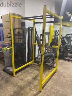 squat rack and deeps 0