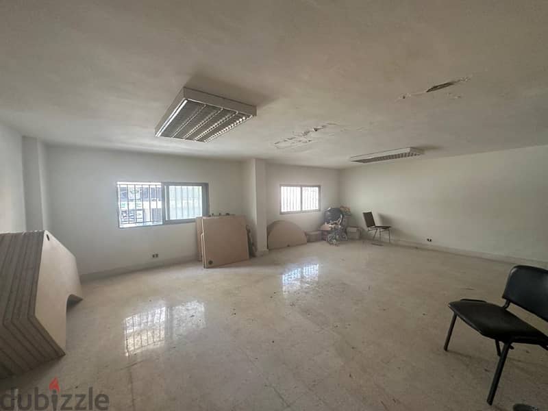 520 Sqm | Shop For Rent In Sed El Baouchrieh | 3 Floors 0