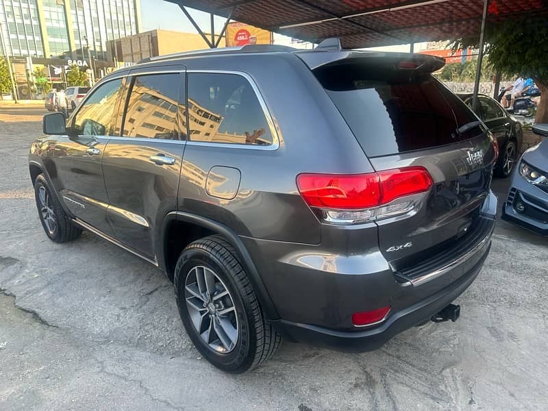 Jeep Grand Cherokee 2017 4