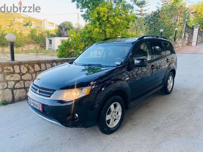 Mitsubishi Outlander 2009 V6 Super clean!!! 2