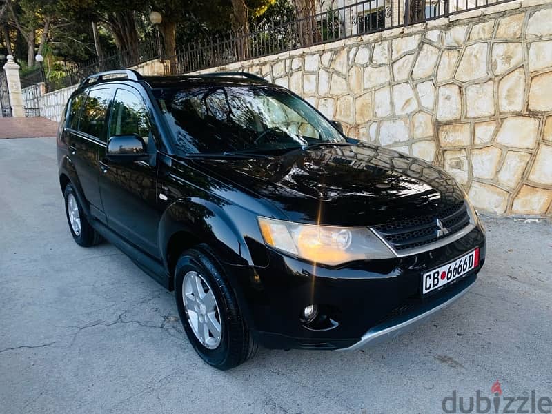 Mitsubishi Outlander 2009 V6 Super clean!!! 5