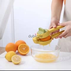 plastic manual juicer 0