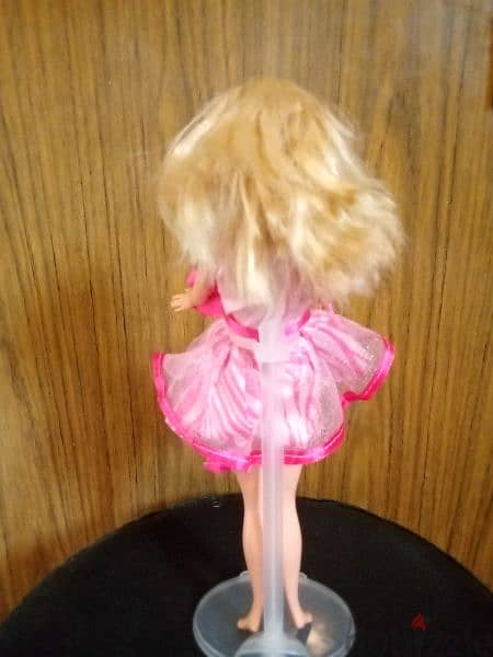 Barbie Mattel Bending Legs years 2000s dressed +a bag, As new doll=17$ 2