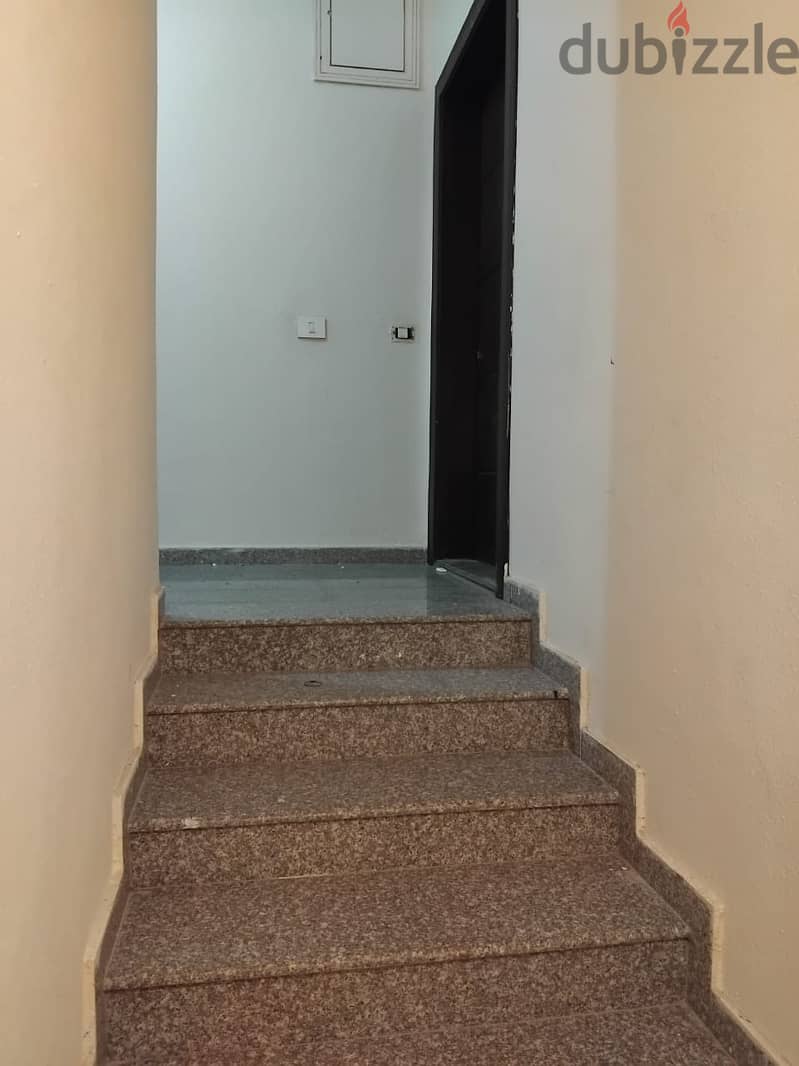 Apartment for sale in Mastita شقة للبيع بمستيتا 10