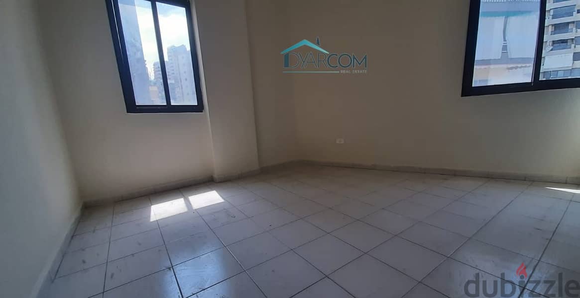 DY1863 - Antelias Office for Sale! 1