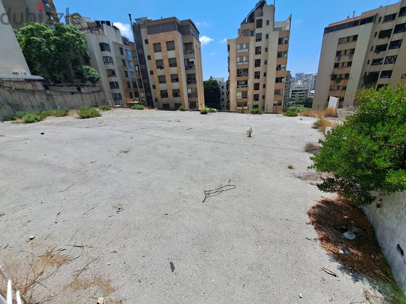 L15751-Land For Rent In A Strategic Location In Sin El Fil-Horsh Tabet 1